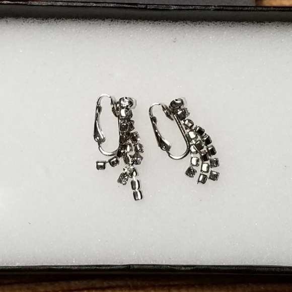 Womens Clip on Earings - Picture 3 of 5